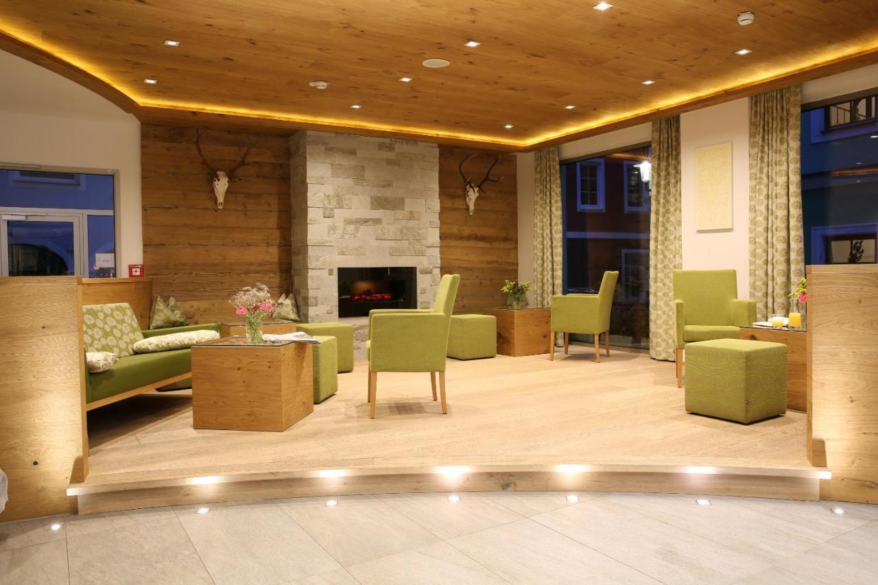 Hotel Gruener Baum Τσελ αμ Ζέε Εξωτερικό φωτογραφία